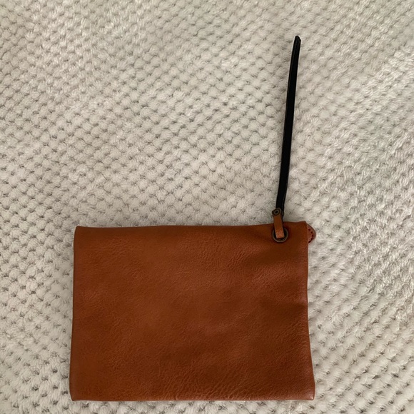 GH Bass and Co bag - Picture 2 of 8